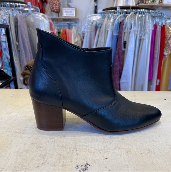 Esquivel Shoes New Esquivel Boots Poshmark